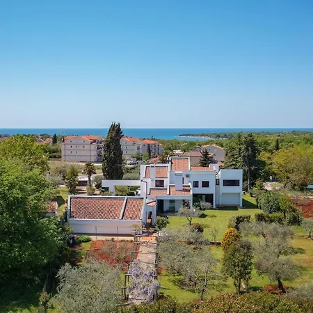 Bella Anna Villa *